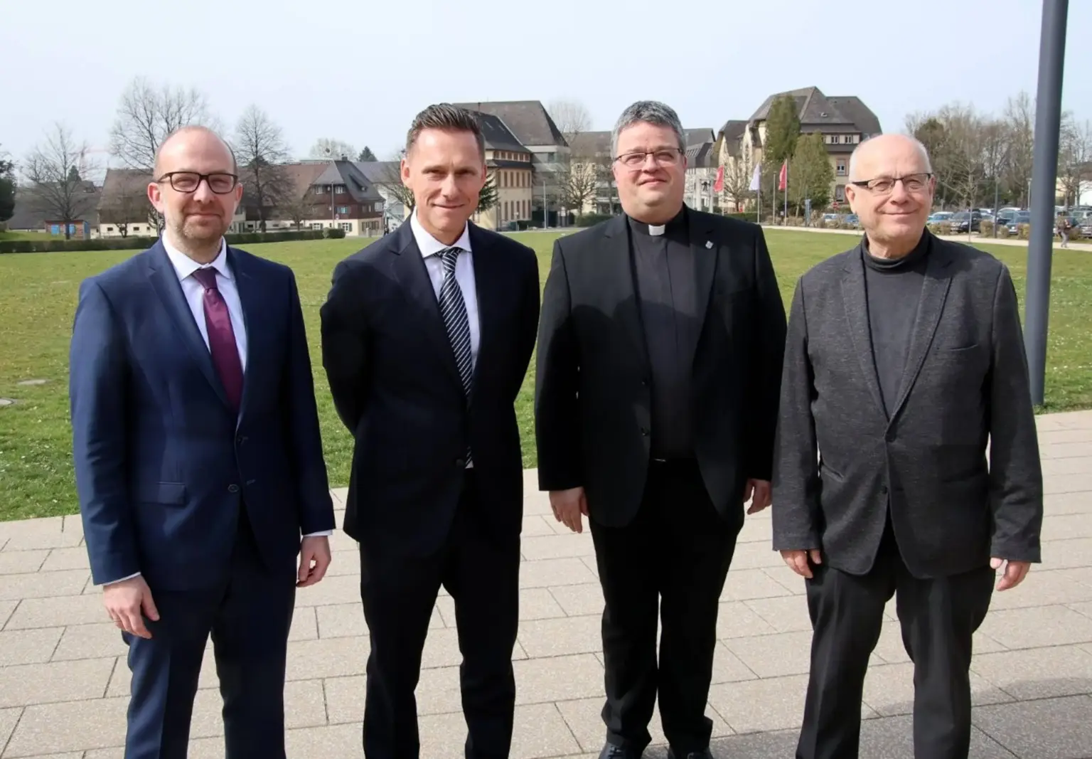 Schulstiftung Freiburg Lender Gruppenbild